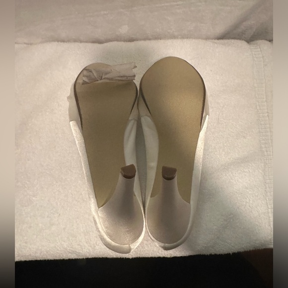 New! Ivory wedding shoe. Size‎ 9 - Picture 11 of 15